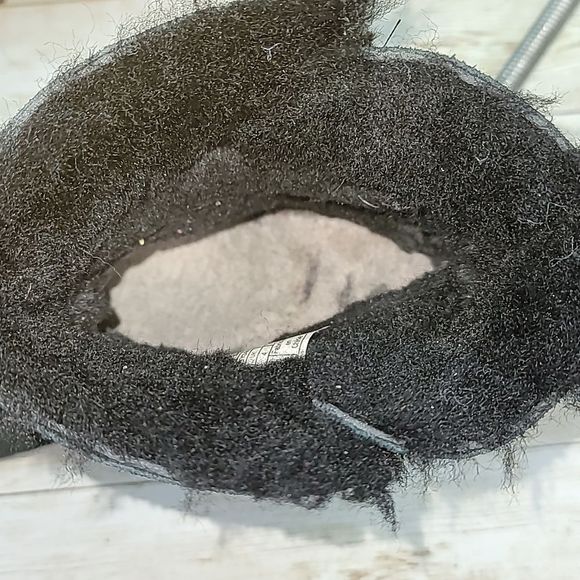 Classic Ugg Gem Mini Size 6 Black & Sliver Super Cute Blinged Out Boots‎ - Picture 8 of 9